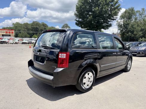 Used 2008 Dodge Grand Caravan SE FWD image 5