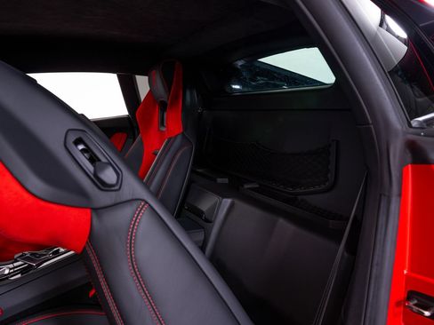 Used 2021 Lamborghini Huracan EVO RWD image 22