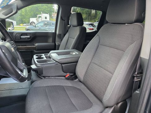 Used 2022 Chevrolet Silverado 1500 LT AWD/4WD image 11
