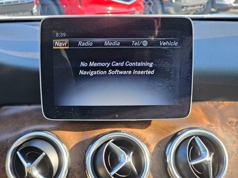 Used 2019 Mercedes-Benz GLA 250 4MATIC image 39