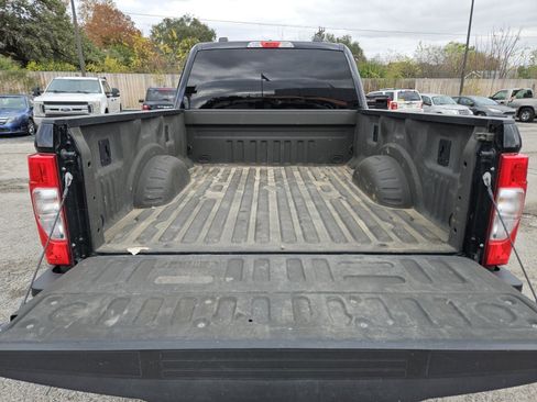 Used 2022 Ford F250 XL w/ STX Appearance Package image 31