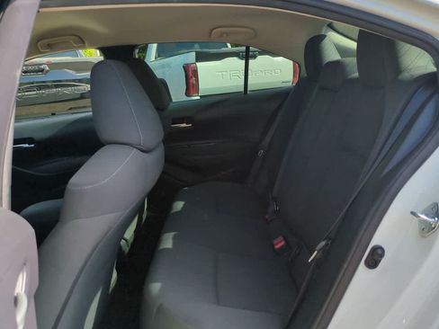Used 2020 Toyota Corolla LE FWD image 13