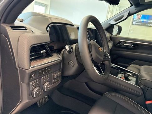 New 2026 Chevrolet Suburban Premier AWD/4WD image 26