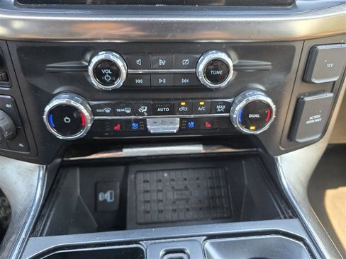 Used 2023 Ford F150 King Ranch w/ Equipment Group 601A High AWD/4WD image 17