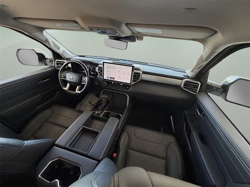 Used 2022 Toyota Tundra Limited image 23