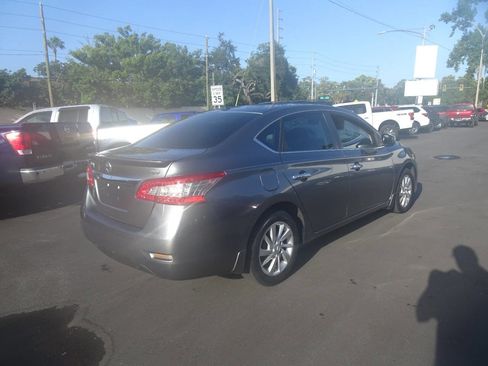 Used 2015 Nissan Sentra SV w/ Style Package image 5