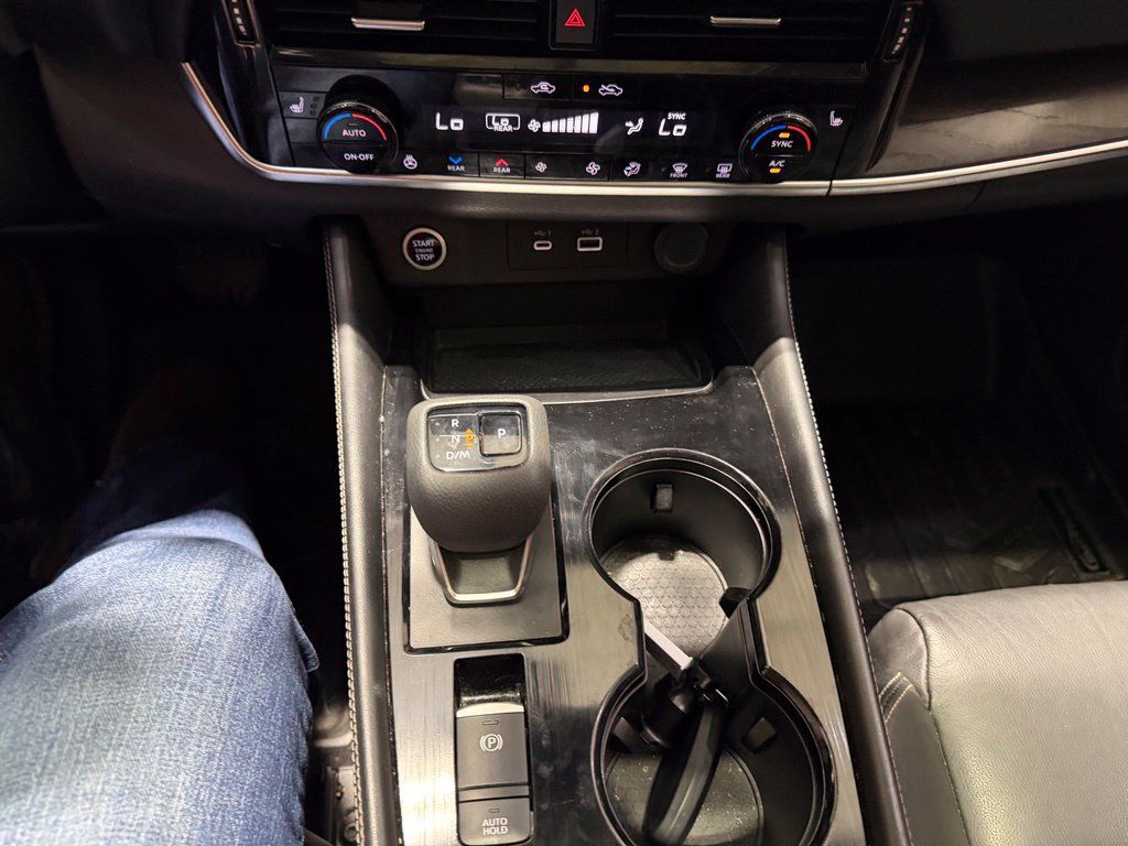 Used 2021 Nissan Rogue SL w/ Premium Package AWD/4WD image 17