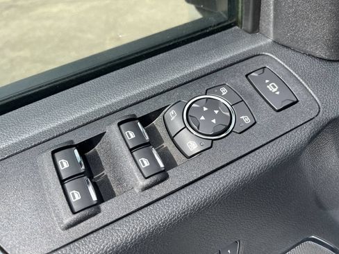 Used 2018 Ford F250 Lariat w/ Lariat Ultimate Package AWD/4WD image 15