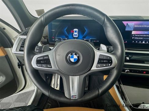 Certified 2024 BMW X5 xDrive40i w/ M Sport Package image 11