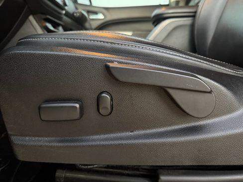 Used 2019 Chevrolet Colorado ZR2 w/ LPO, Power Package image 25