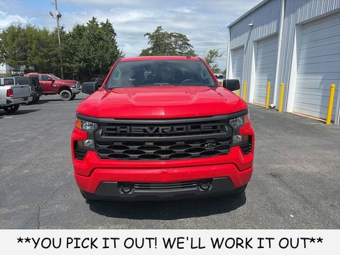 Used 2025 Chevrolet Silverado 1500 Custom w/ Turbomax Blackout Package RWD image 2