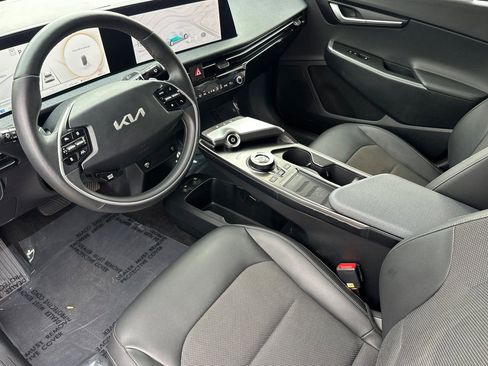 Used 2024 Kia EV6 Light image 11