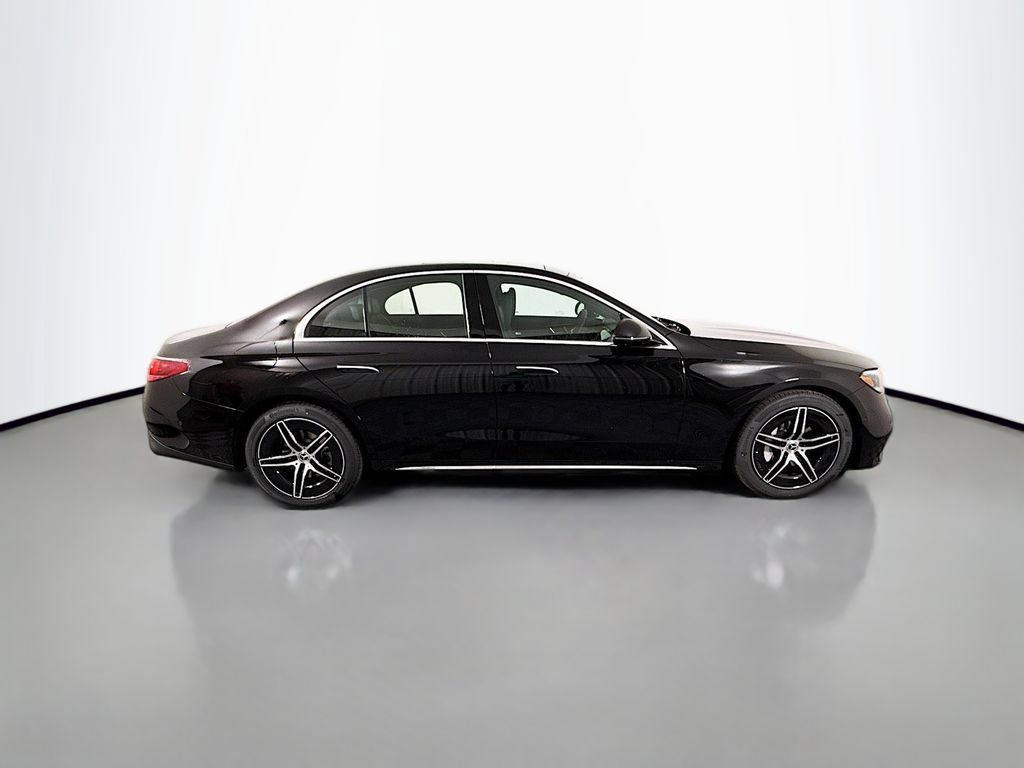 Used 2026 Mercedes-Benz E 350 4MATIC Sedan image 8