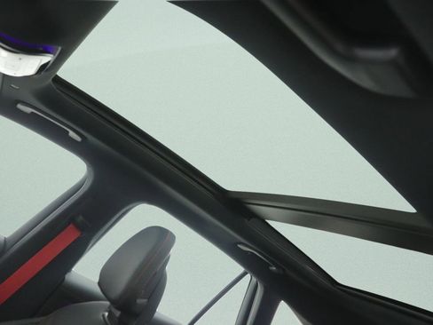 New 2026 Mercedes-Benz GLC 43 AMG 4MATIC image 11