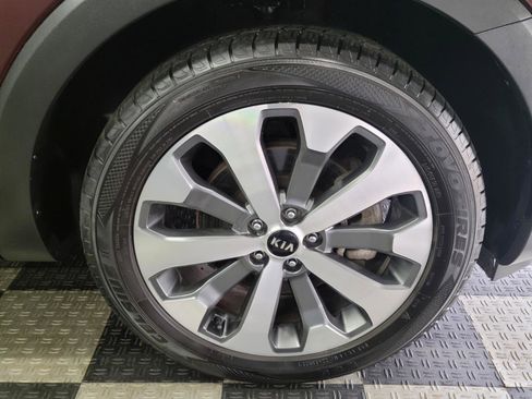 Used 2020 Kia Telluride EX w/ EX Premium Package AWD/4WD image 31