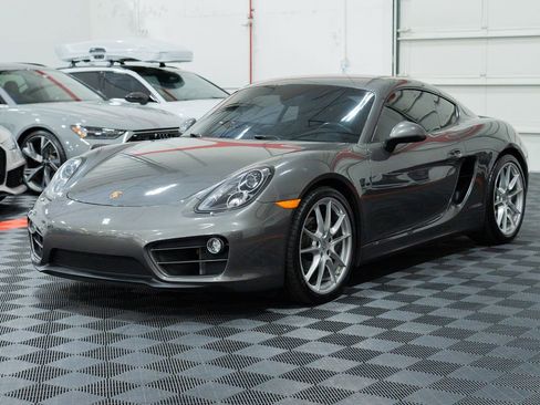 Used 2014 Porsche Cayman RWD image 3