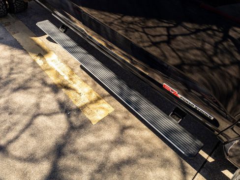 Used 2025 Ford F450 Platinum image 13