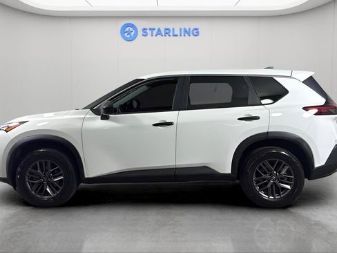 Used 2023 Nissan Rogue S image 3