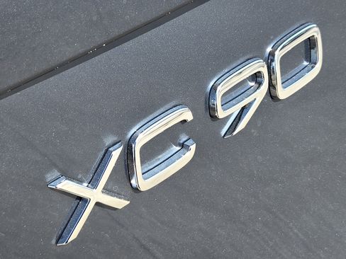 New 2026 Volvo XC90 B6 Plus image 14