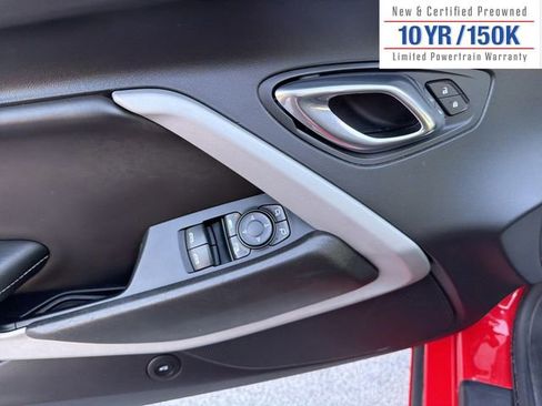 Used 2021 Chevrolet Camaro LT image 14