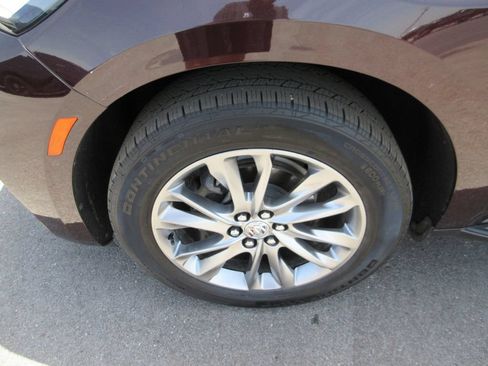 Certified 2024 Buick Enclave Avenir w/ Avenir Technology Package AWD/4WD image 15