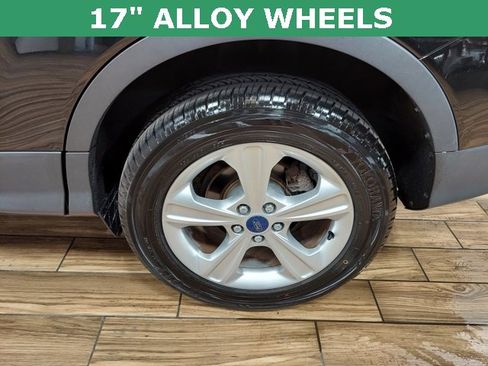 Used 2016 Ford Escape SE image 6