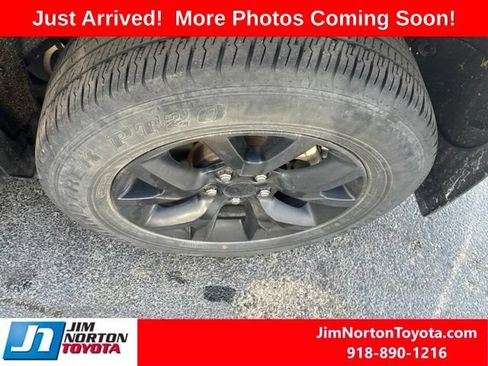 Used 2023 Toyota RAV4 LE FWD image 11