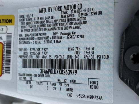 Used 2019 Ford Fusion SE FWD image 38