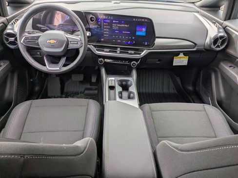 New 2026 Chevrolet Equinox EV LT image 23
