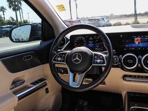 Used 2022 Mercedes-Benz GLA 250 image 15