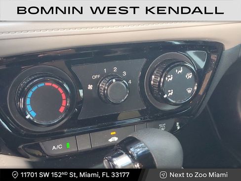 Used 2017 Honda HR-V LX image 26