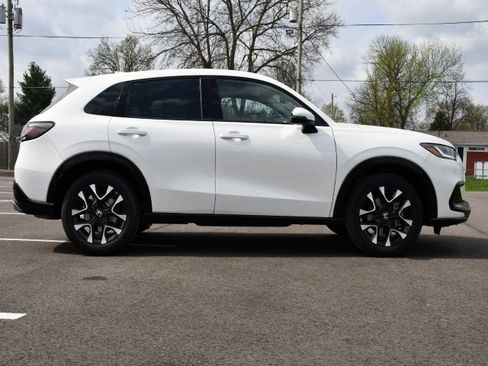 New 2026 Honda HR-V EX-L image 8