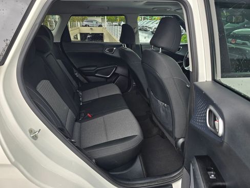 Certified 2023 Kia Soul EX FWD image 14