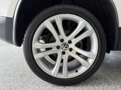 Used 2013 Volkswagen Tiguan S AWD/4WD image 45