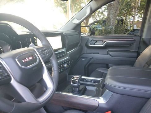 Certified 2024 GMC Sierra 1500 SLT w/ SLT Premium Package AWD/4WD image 23