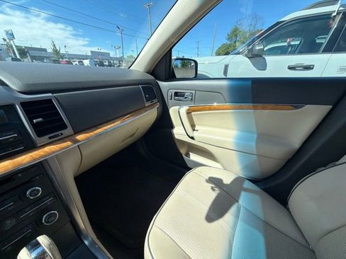 Used 2010 Lincoln MKZ FWD image 20