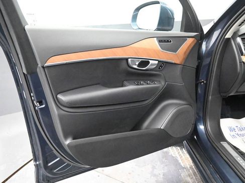 Used 2024 Volvo XC90 B6 Plus image 28