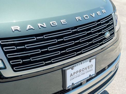 Certified 2024 Land Rover Range Rover SE AWD/4WD image 16