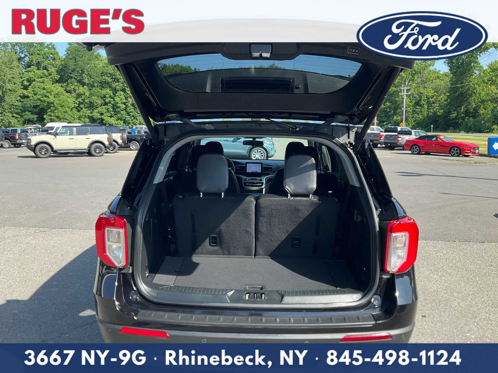 Certified 2023 Ford Explorer XLT w/ Equipment Group 202A AWD/4WD image 13