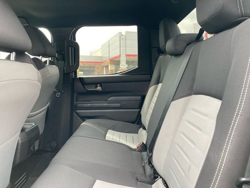 Certified 2025 Toyota Tacoma TRD Off-Road image 8