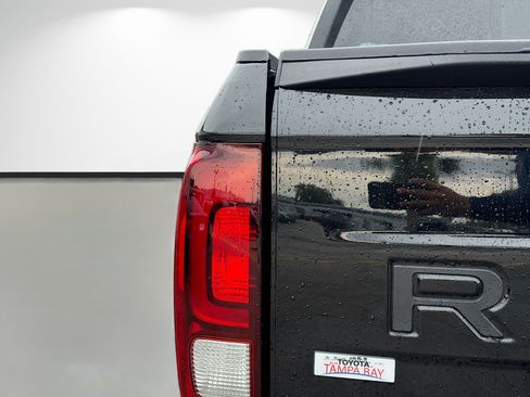 Used 2025 Honda Ridgeline RTL image 10