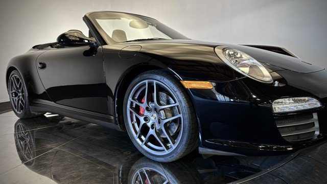 Used 2012 Porsche 911 Carrera 4S AWD/4WD image 18