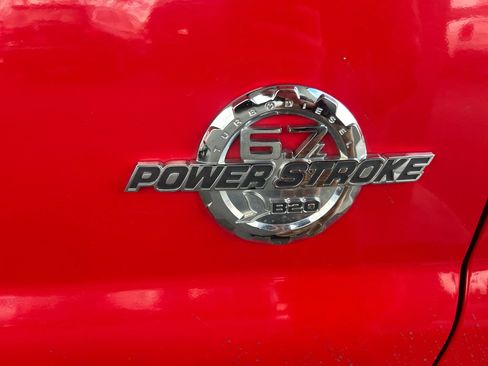 Used 2011 Ford F250 Lariat w/ Lariat Ultimate Pkg image 6