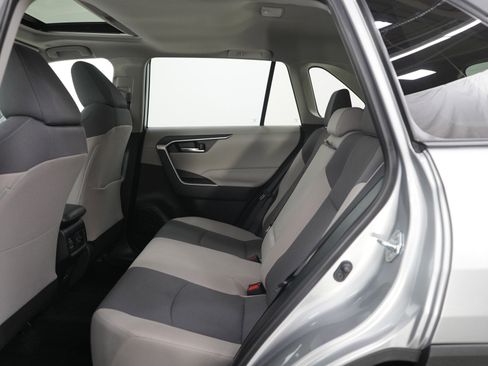 Used 2024 Toyota RAV4 XLE image 17