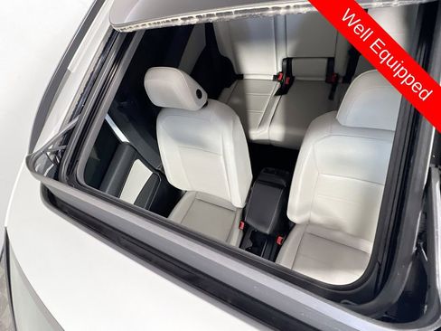 Used 2021 Volkswagen Tiguan SE R-Line FWD image 21