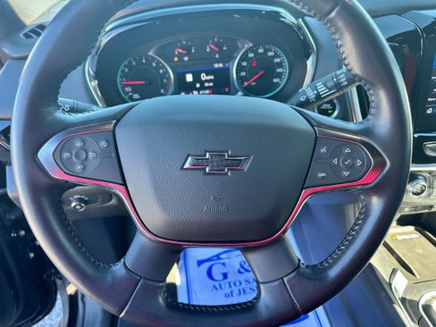 Used 2022 Chevrolet Traverse RS w/ LPO, 'HIT The Road' Package image 22