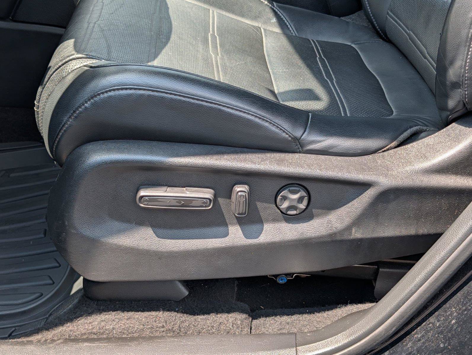 Used 2022 Honda CR-V EX-L image 11