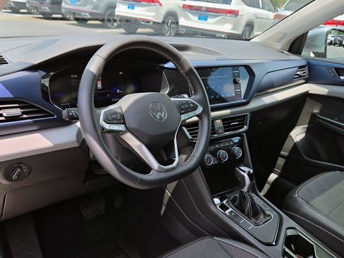 Certified 2023 Volkswagen Taos SE w/ Panoramic Sunroof Package FWD image 24