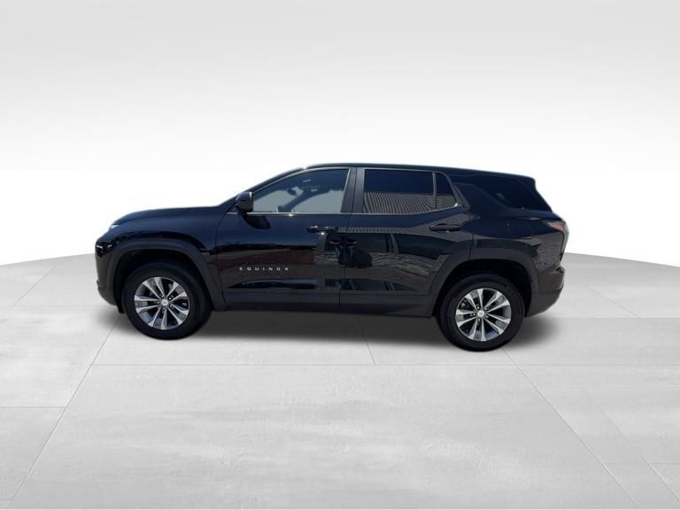 Used 2025 Chevrolet Equinox LT AWD/4WD image 5