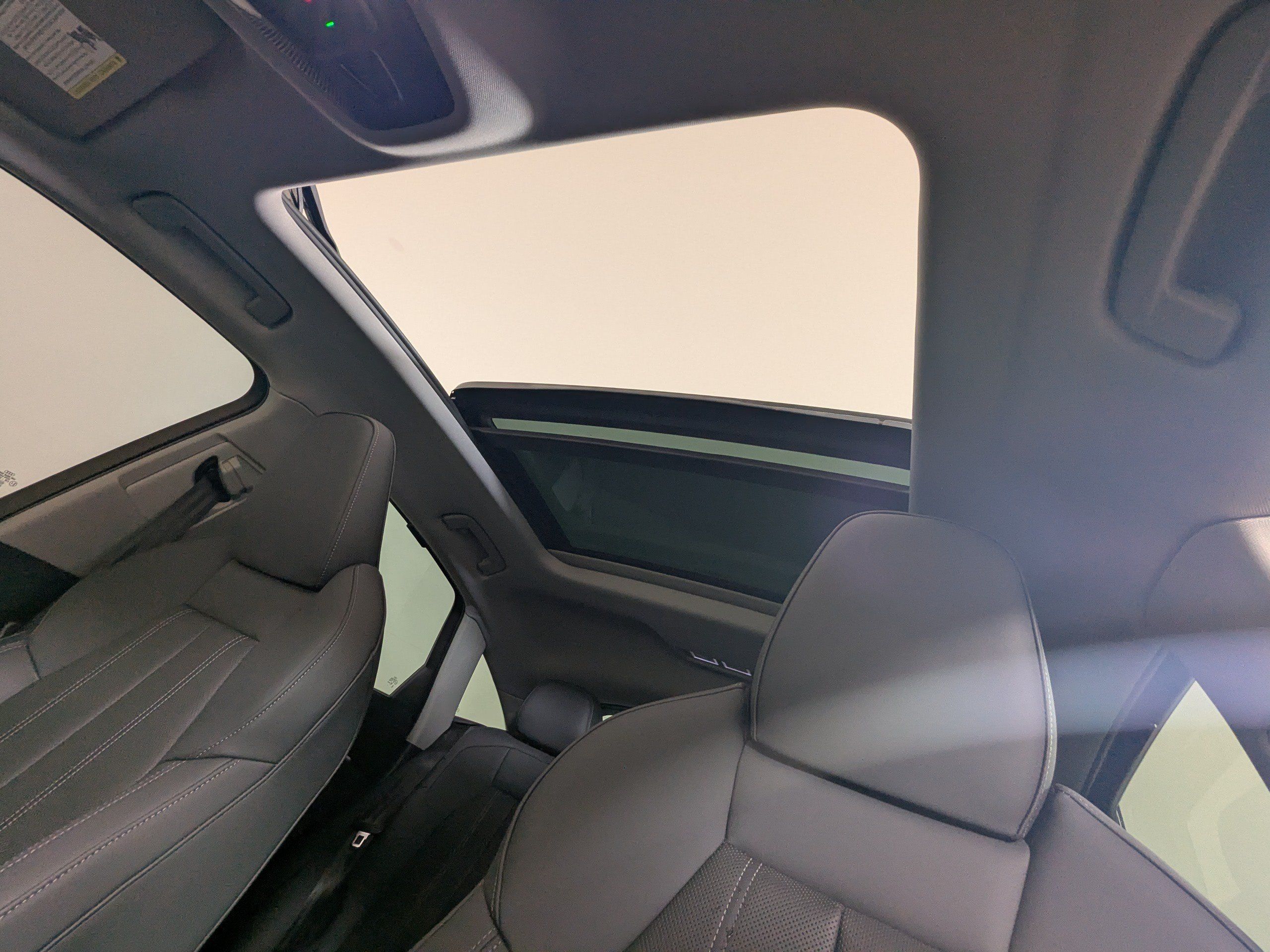 Certified 2025 Audi Q5 Premium Plus AWD/4WD image 23